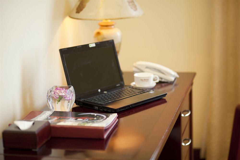Asean Halong Hotel Ha Long Buitenkant foto