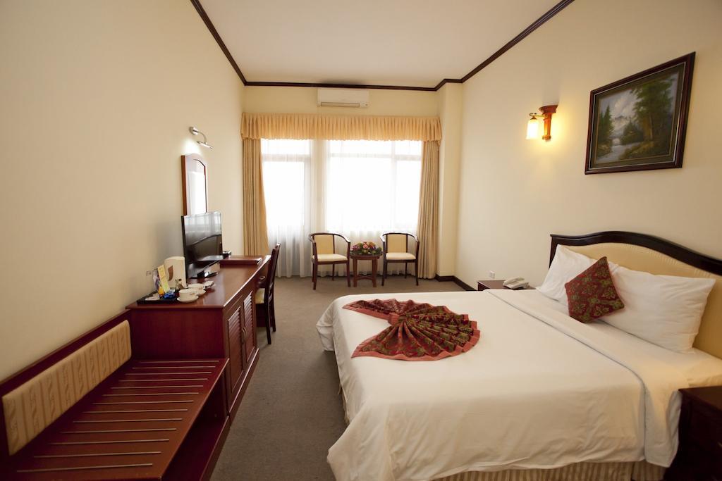 Asean Halong Hotel Ha Long Buitenkant foto