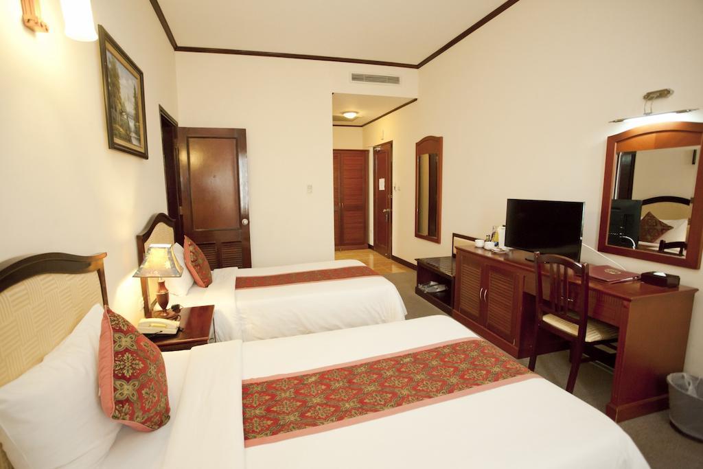 Asean Halong Hotel Ha Long Buitenkant foto